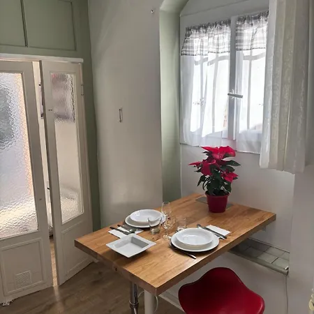 Des Terres Chaudes Proche Bord De Apartamento
